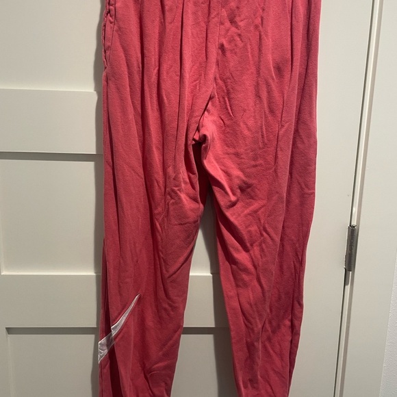 Nike Pink Sweatpants with Nike Swoosh Velour Logo - Picture 5 of 12